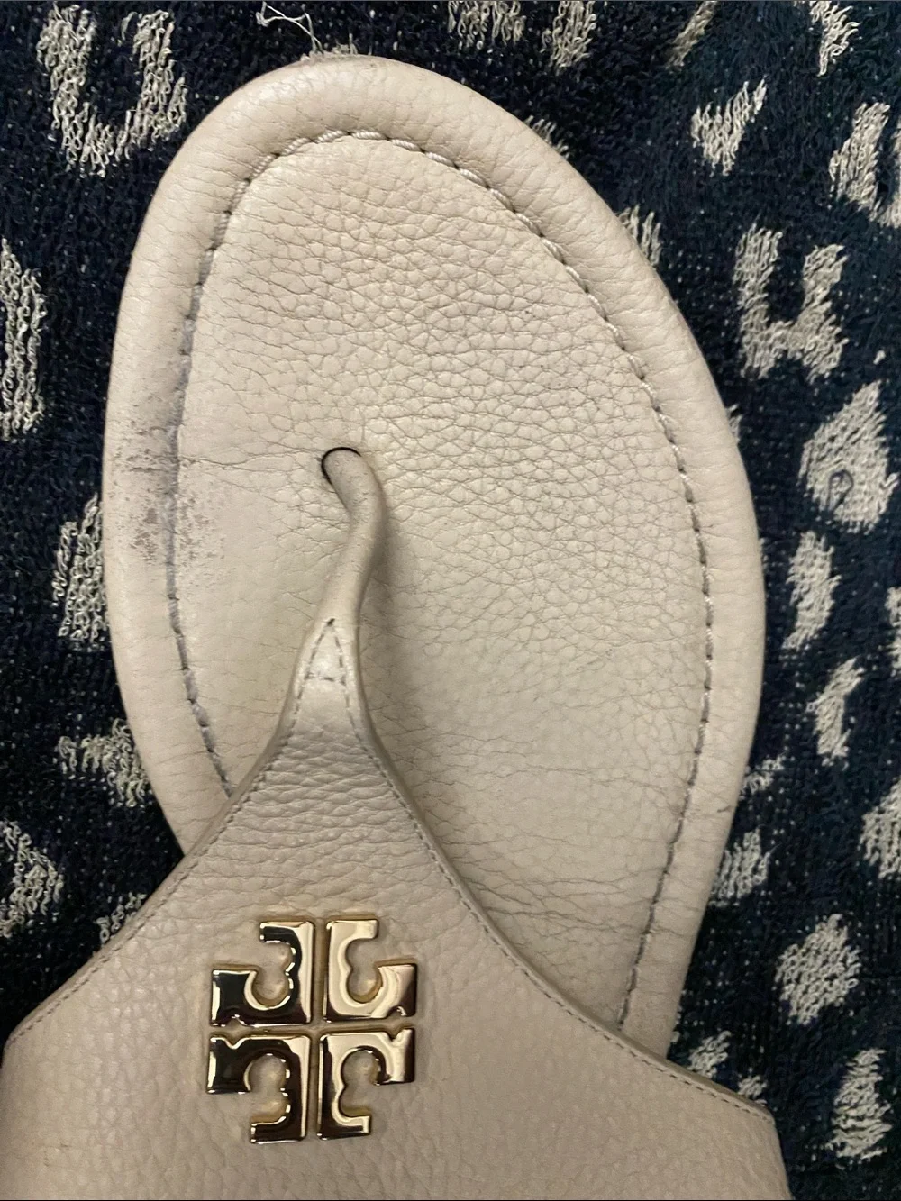 Tory Burch Beige Logo Thong Sandals with Gold Emblem